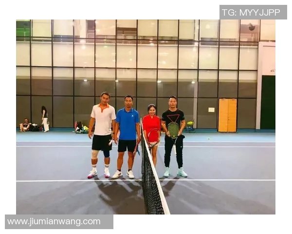 体育实时数据重庆网球队在精英赛中的默契配合与战术执行分析